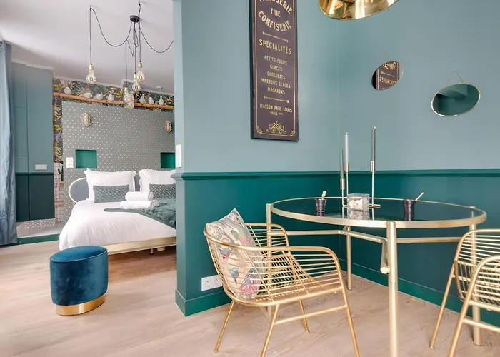 Bed and Breakfast The Charming Trocadero Eiffel Tower à Paris